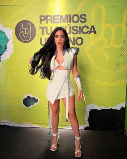 Kimberly Loaiza feet photo thumbnail