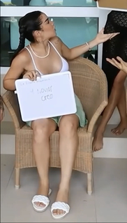 Kimberly Loaiza feet photo thumbnail