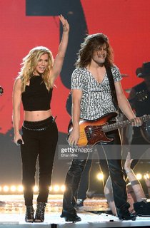 Kimberly Perry feet photo thumbnail
