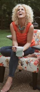 Kimberly Schlapman feet photo 1