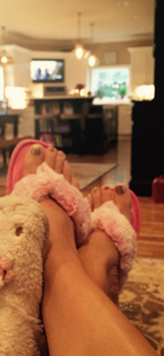 Kimberly Schlapman feet photo 18