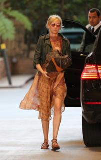 Kimberly Stewart feet photo 7