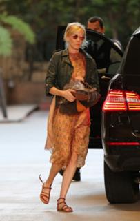 Kimberly Stewart feet photo 6