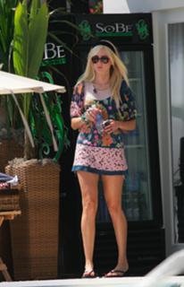 Kimberly Stewart feet photo 6