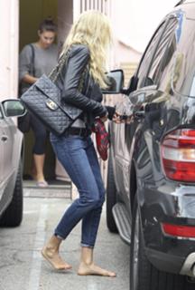 Kimberly Stewart feet photo 11