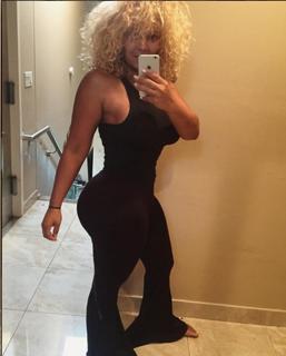 Kimberly Vanderhee feet photo 17