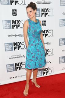 Kimberly Williams-Paisley feet photo thumbnail