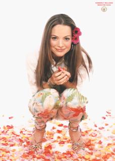 Kimberly Williams-Paisley feet photo thumbnail