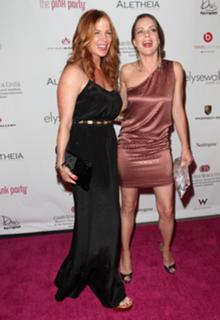 Kimberly Williams-Paisley feet photo thumbnail