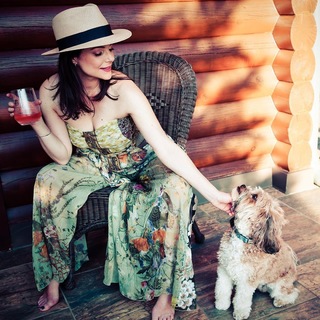 Kimberly Williams-Paisley feet photo thumbnail
