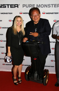 Kimberly Wyatt feet photo thumbnail