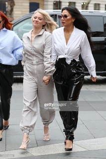 Kimberly Wyatt feet photo thumbnail