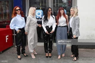 Kimberly Wyatt feet photo thumbnail