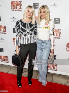 Kimberly Wyatt feet photo thumbnail