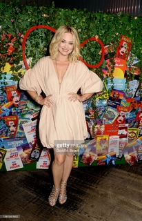 Kimberly Wyatt feet photo thumbnail