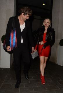 Kimberly Wyatt feet photo thumbnail