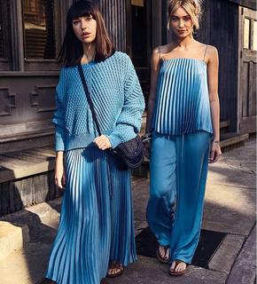 Kimbra feet photo thumbnail