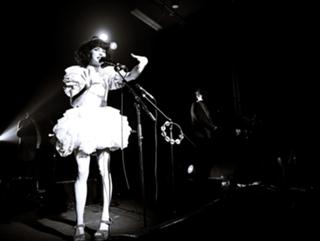 Kimbra feet photo thumbnail
