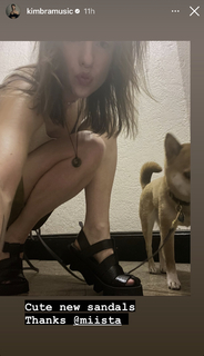 Kimbra feet photo thumbnail