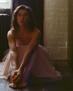 Kimbra feet photo thumbnail