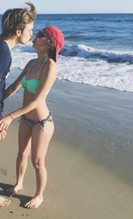Kimiko Glenn feet photo 1
