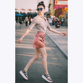 Kimiko Glenn feet photo 8
