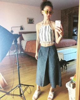 Kimiko Glenn feet photo 4
