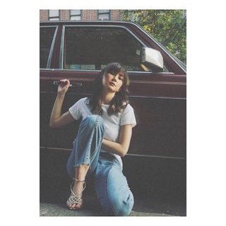 Kimiko Glenn feet photo 10