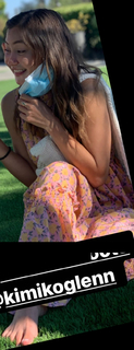 Kimiko Glenn feet photo 4