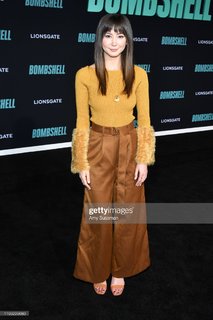 Kimiko Glenn feet photo 10