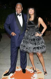 Kimora Lee feet photo thumbnail