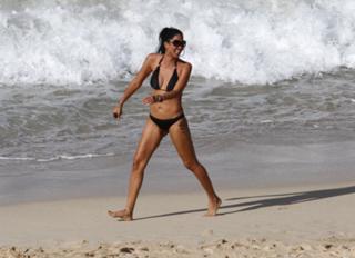 Kimora Lee feet photo thumbnail