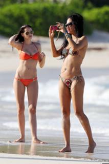 Kimora Lee feet photo thumbnail