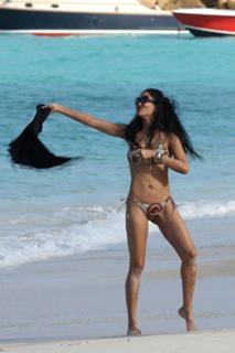 Kimora Lee feet photo thumbnail