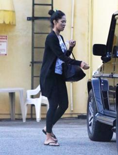 Kimora Lee feet photo thumbnail