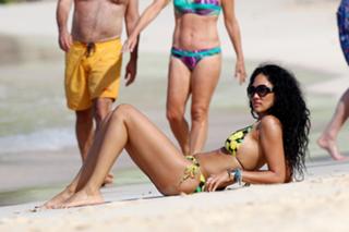 Kimora Lee feet photo thumbnail