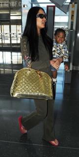Kimora Lee Simmons feet photo 3