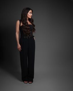 Kinda Hanna feet photo thumbnail