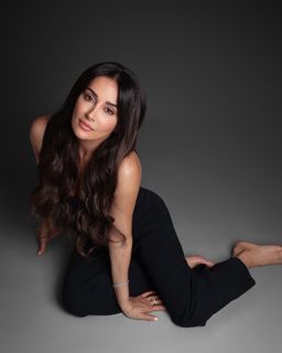 Kinda Hanna feet photo thumbnail