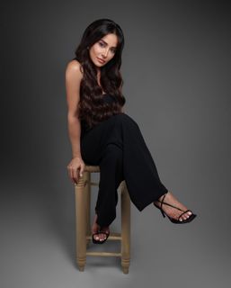 Kinda Hanna feet photo thumbnail