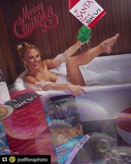 Kindly Myers feet photo 16