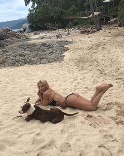 Kindly Myers feet photo 5