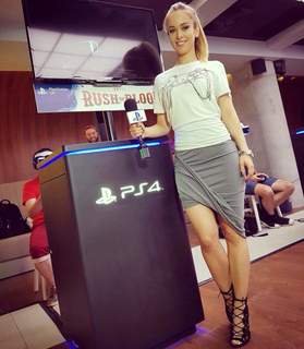 Kinga Kujawska feet photo 8