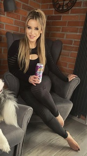 Kinga Kujawska feet photo 3