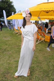 Kinga Rusin feet photo thumbnail