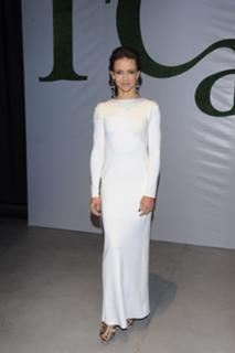 Kinga Rusin feet photo thumbnail