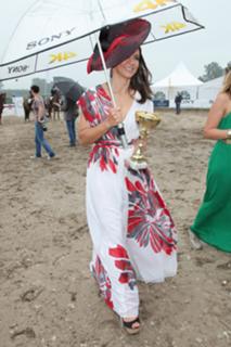 Kinga Rusin feet photo thumbnail