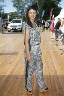 Kinga Rusin feet photo thumbnail