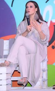 Kinga Rusin feet photo thumbnail