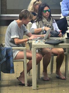 Kinga Rusin feet photo thumbnail